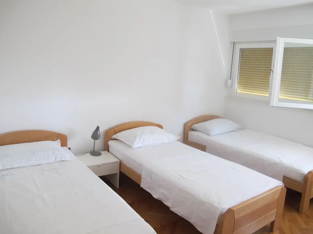 Apartments Lucac Manus 0*, Split Croatia
